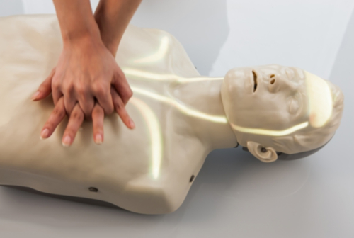 Brayden treningsdukke med hvit LED-belysning funksjon - 1711